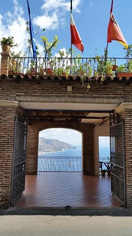 Apartment Ferienwohnung Casa Michele Taormina
